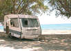 Camping und Zelten direkt am Strand ist meistens nicht erlaubt (Foto: pixelio.de)