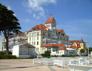 B&auml;derarchitektur in K&uuml;hlungsborn (Foto: Huber/pixelio.de)