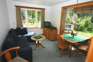Ferienh&auml;user am Forsthaus Damerow (Foto: Forsthaus Damerow)