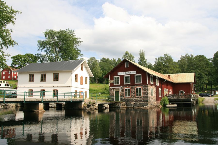 File:Gustavsfors 2013.jpg