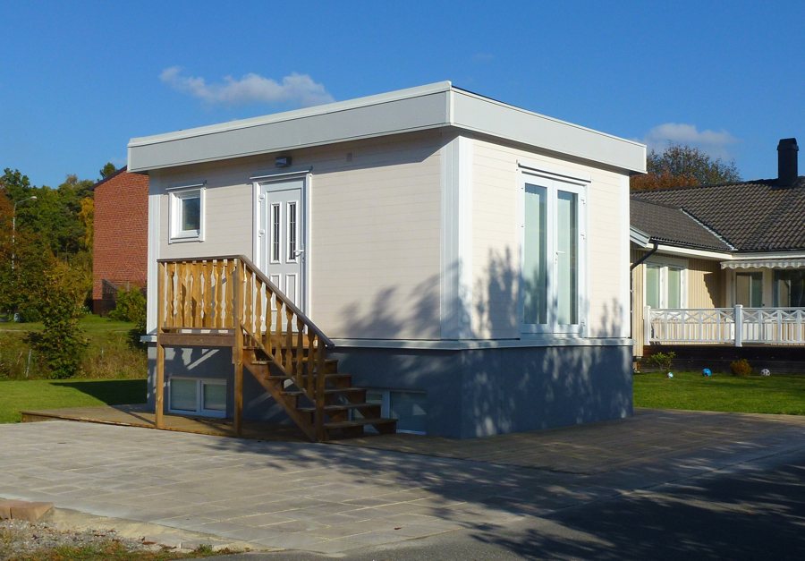 File:Attefallshus Segeltorp 2015.jpg