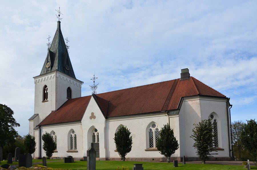 File:Åsarp-Smula kyrka3.jpg