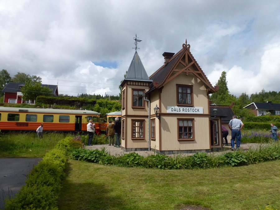 File:Dals Rostock station 2012.JPG