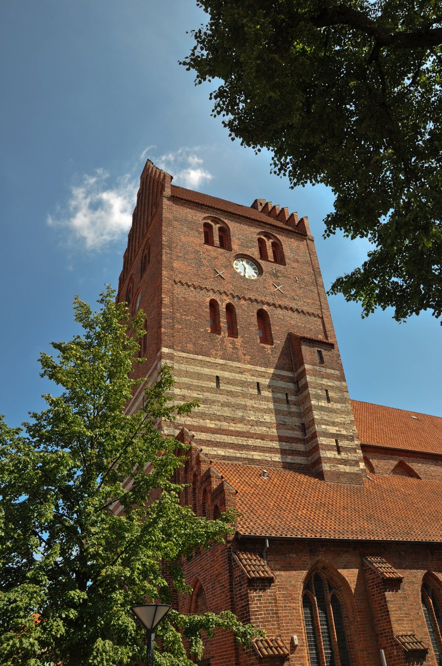 File:Sankt Nicolai Kirke (Køge Kommune).JPG
