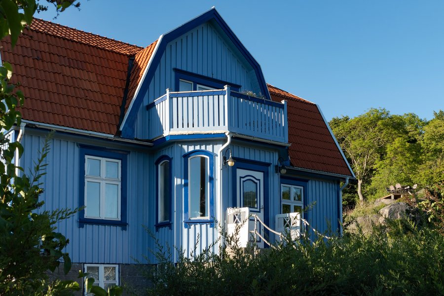 File:Blue villa in Örn, Sotenäs 1.jpg