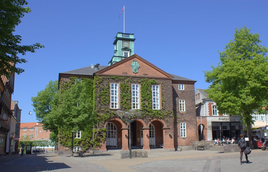 File:Cityhall in Kolding.Denmark.Kolding Rådhus.2012-001.jpg