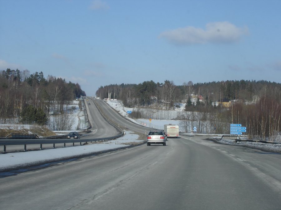 File:E20 between Floda and Alingsas.JPG