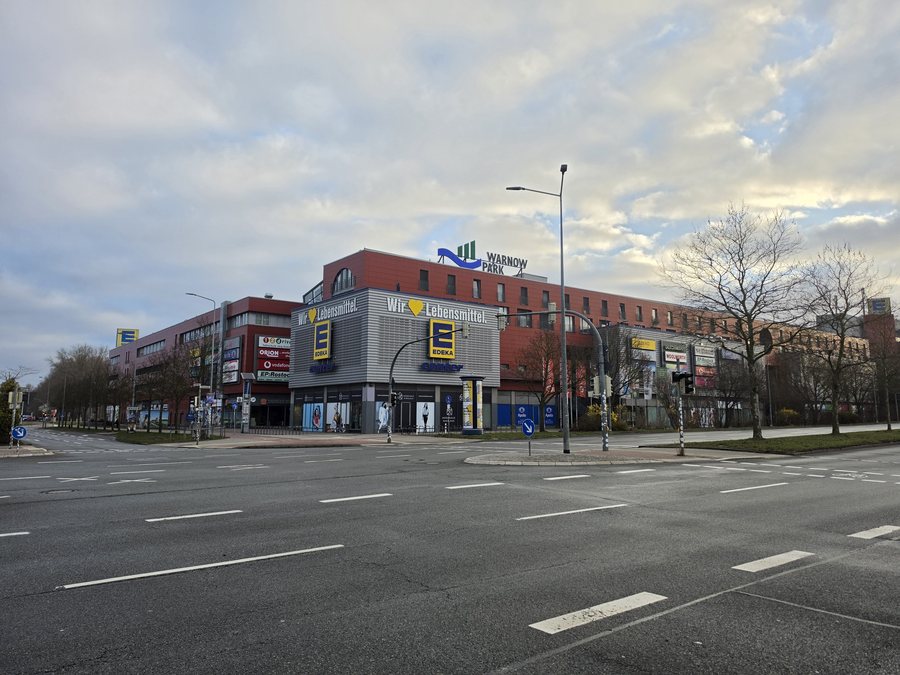 File:Rostock Warnow Park 2026-03-29.jpg