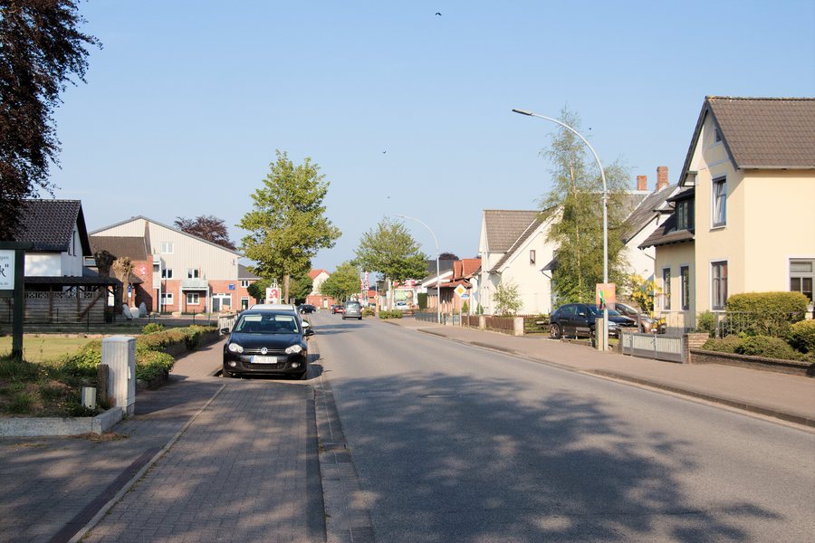 File:Jübek - Ort - 2019 05 19 - 2.jpg