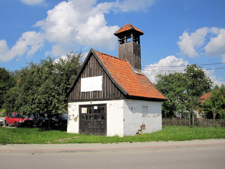 File:Purda - budynek (02).jpg