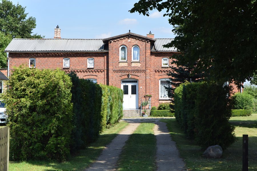 File:Prisannewitz Scharstorfer Straße 21.jpg