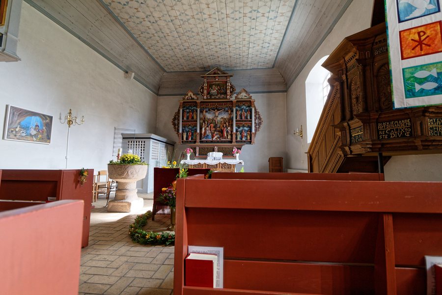 File:Medelby Kirche 2259.jpg