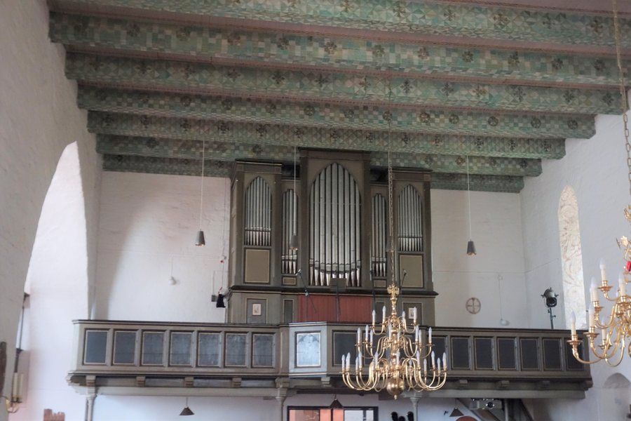 File:Neukirchen St.-Antonius-Kirche Orgel (1).jpg