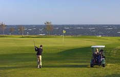 Golf spielen an der Ostsee (Foto: Ostsee-Holstein-Tourismus)