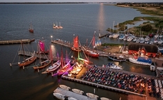 Konzert im Hafen von Dierhagen-Dorf