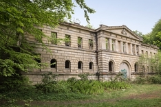 Die Ruine von Schloss Dwasieden in Sassnitz