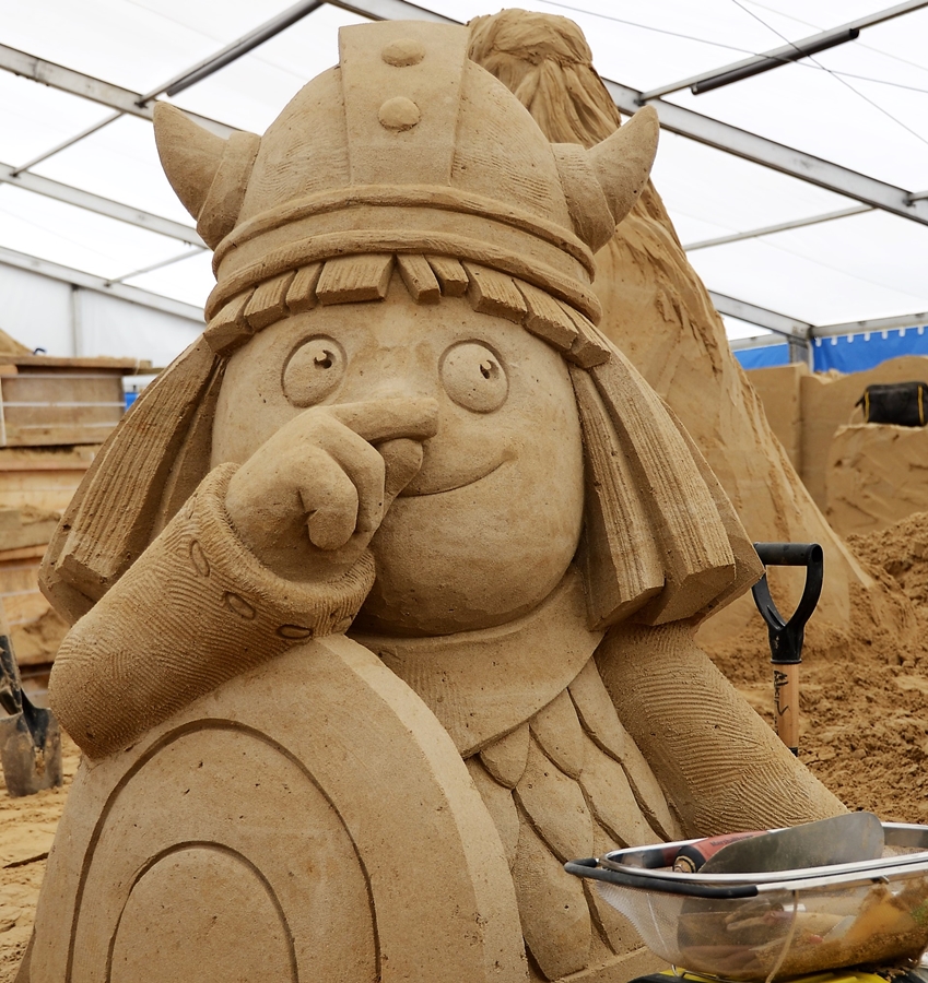 Sandskulpturen Festival Usedom entführt in die Welt des Kinos