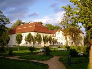 Das Schloss in Mirow ist ein sehr sehenswertes Ausflugsziel in der Mecklenburgischen Seenplatte