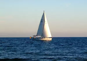 Das Segeln ist die Königsdisziplin im Wassersport an der Ostsee