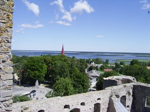 Blick von der Ruine der Bischofsburg auf Haapsalu