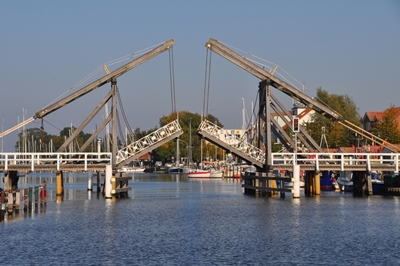 Holländer-Klappbrücke in Greifswald-Wieck