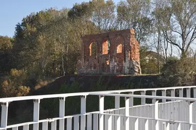 Kirchenruine in Trzęsacz 2018