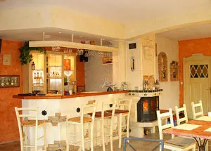 Speisesaal in der Pension Miramar